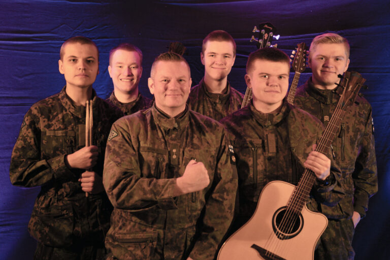 VMTK- band